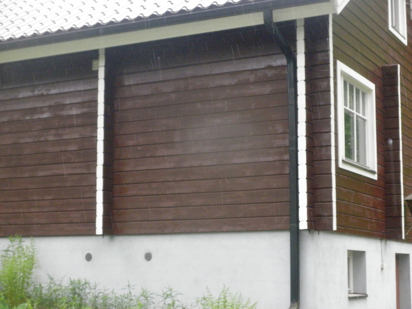 Tervamaali  tummanruskea