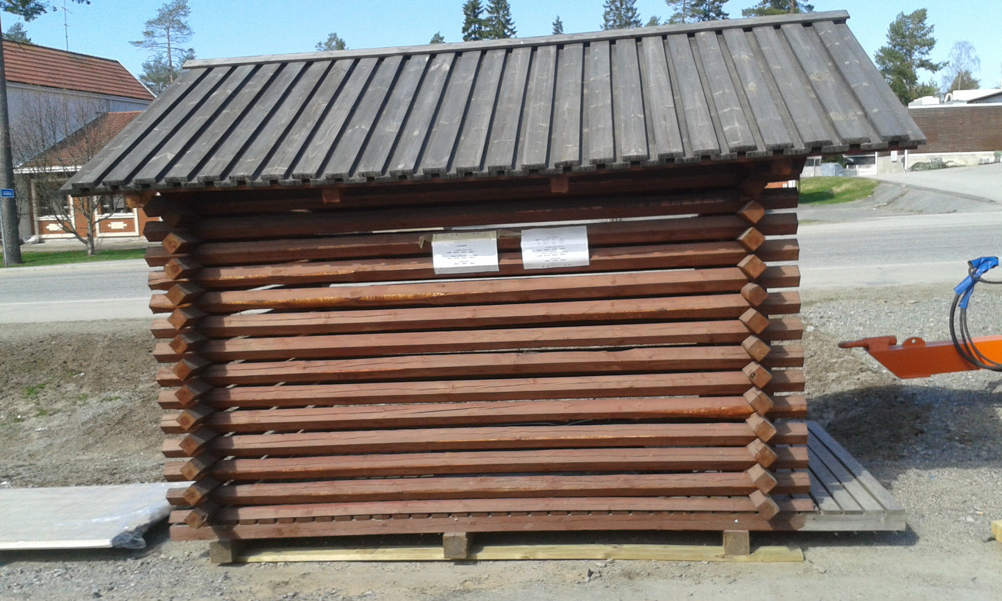Tervamaali punaruskea